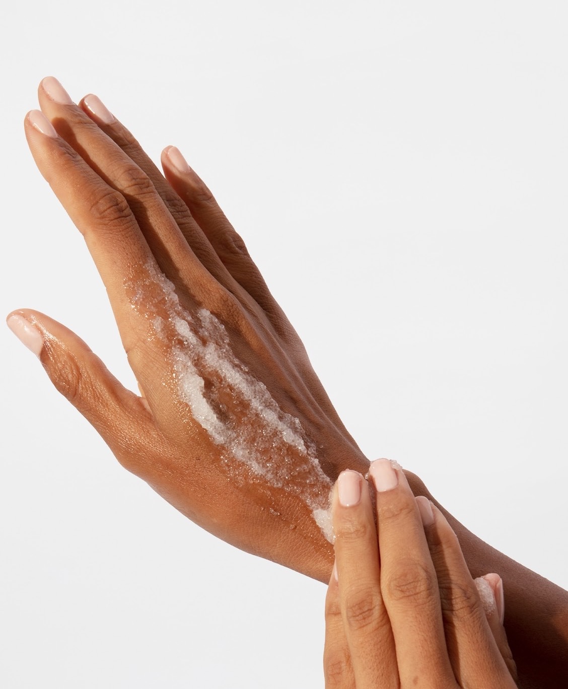 OUAI Scalp & Body Scrub - Melrose Place купить в Beauty Storage. Быстрая доставка по России и СНГ.