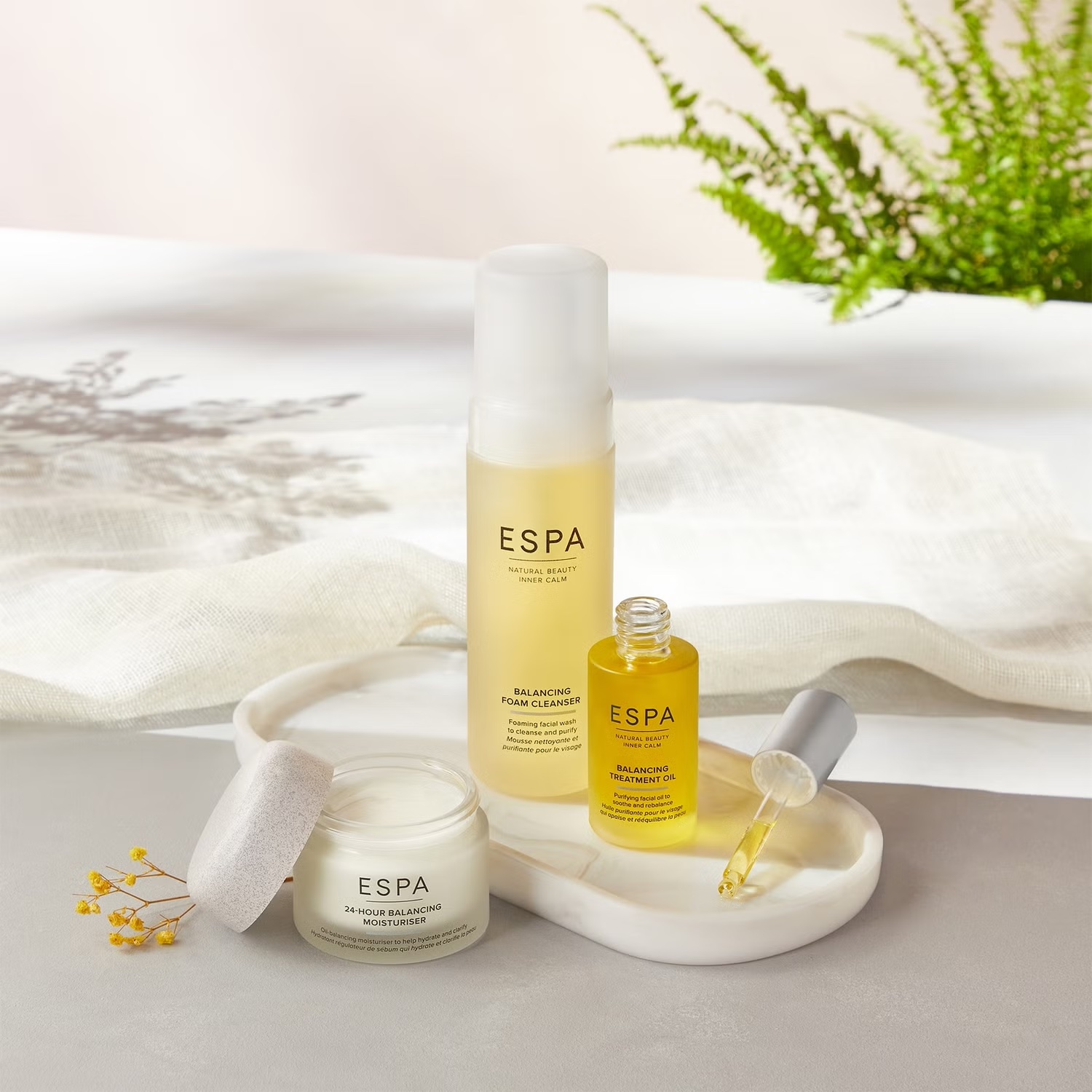 ESPA Balancing Foam Cleanser купить в Beauty Storage. Быстрая доставка по России и СНГ.