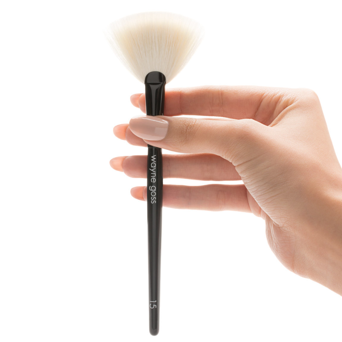 WAYNE GOSS Brush 15 Fan Brush купить в Beauty Storage. Быстрая доставка по России и СНГ.
