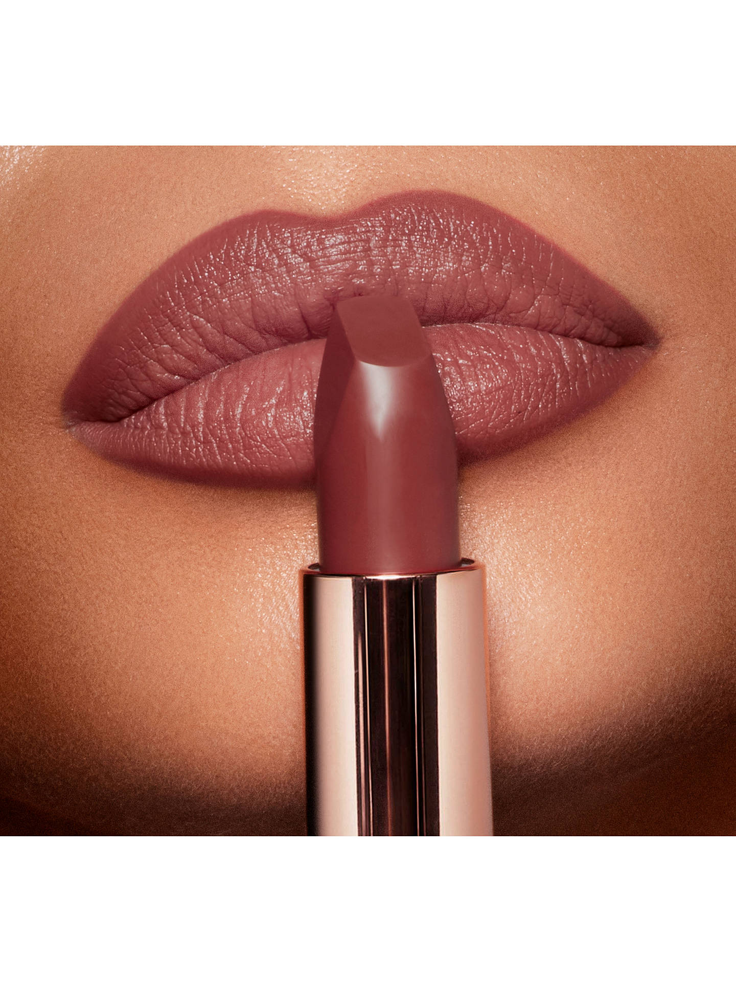 CHARLOTTE TILBURY Matte Revolution Mini купить в Beauty Storage. Быстрая доставка по России и СНГ.