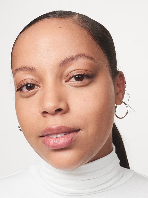 GLOSSIER Perfecting Skin Tint