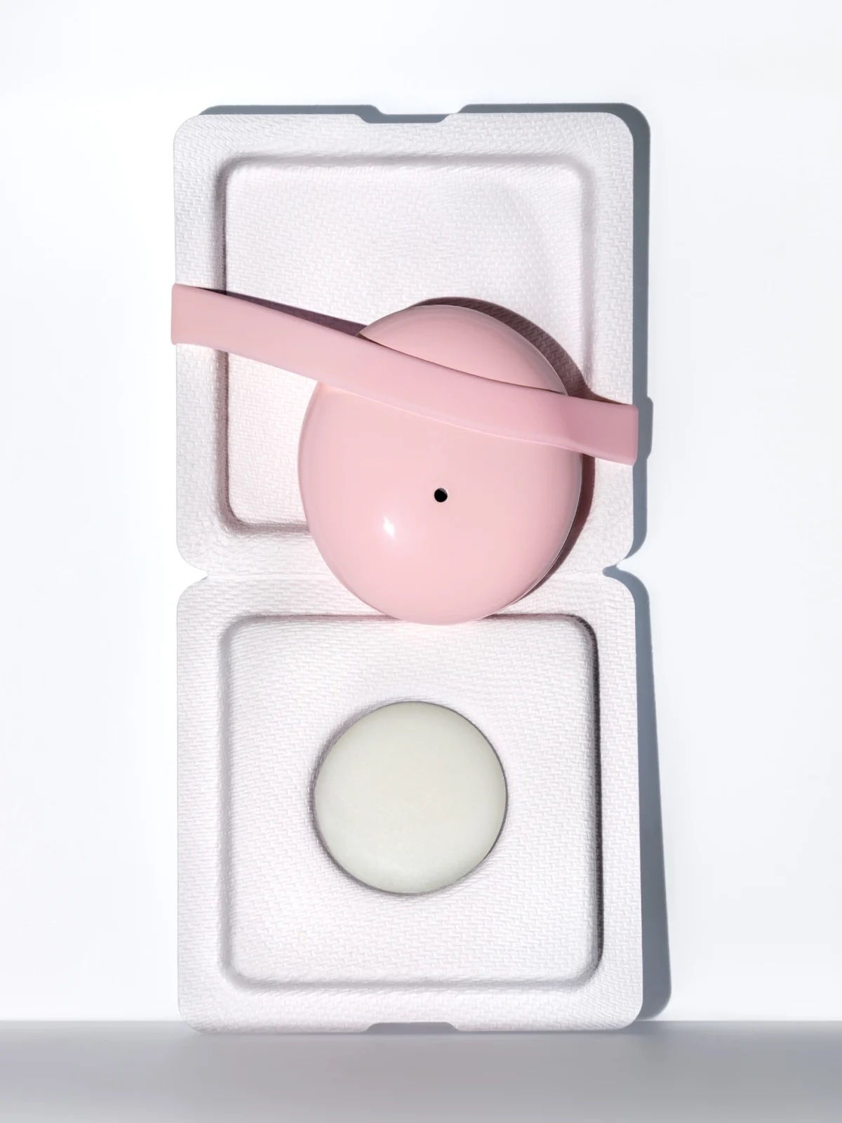 GLOSSIER Glossier You Solid Refill купить в Beauty Storage. Быстрая доставка по России и СНГ.
