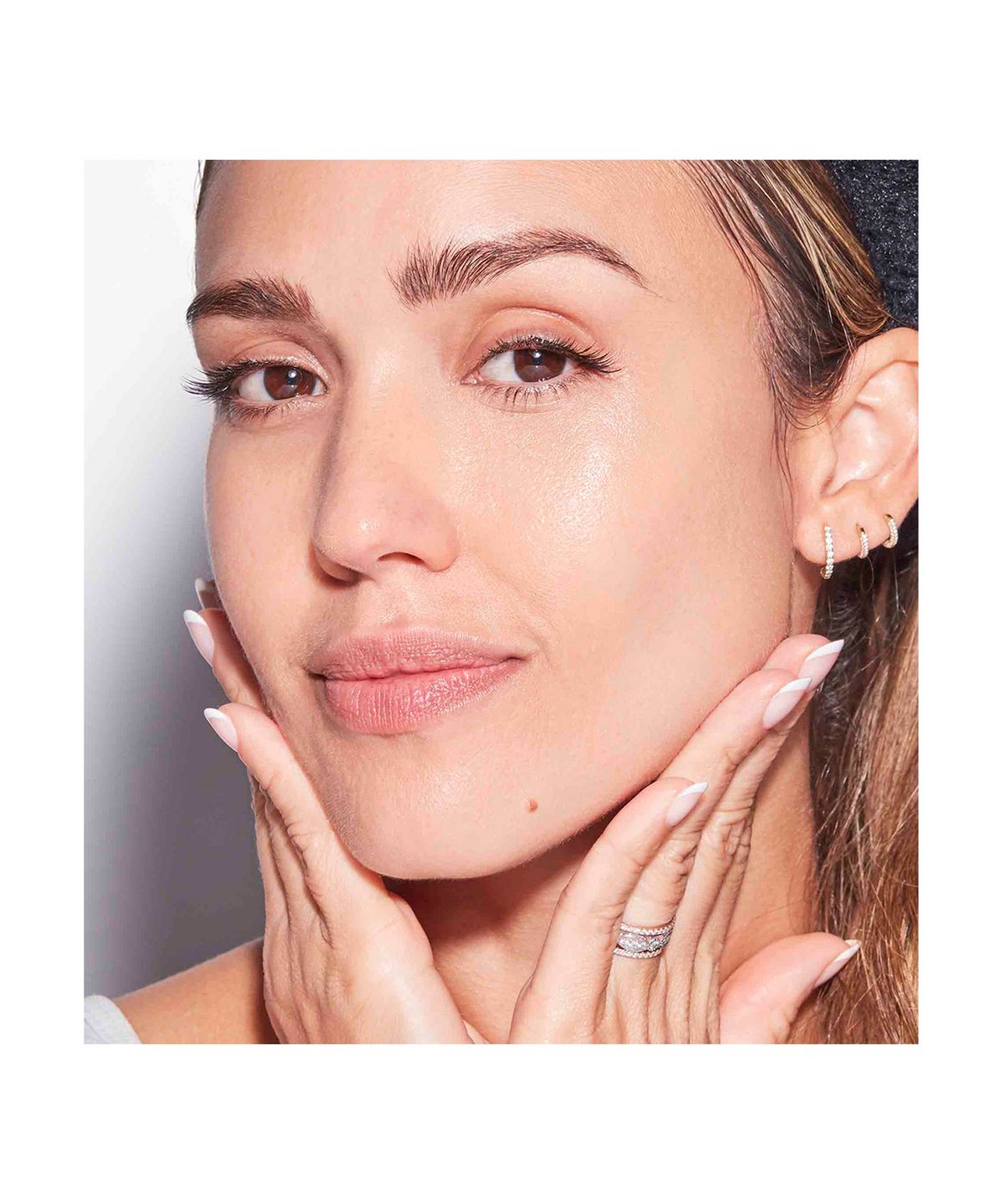 HONEST BEAUTY Calm & Porefect Serum купить в Beauty Storage. Быстрая доставка по России и СНГ.