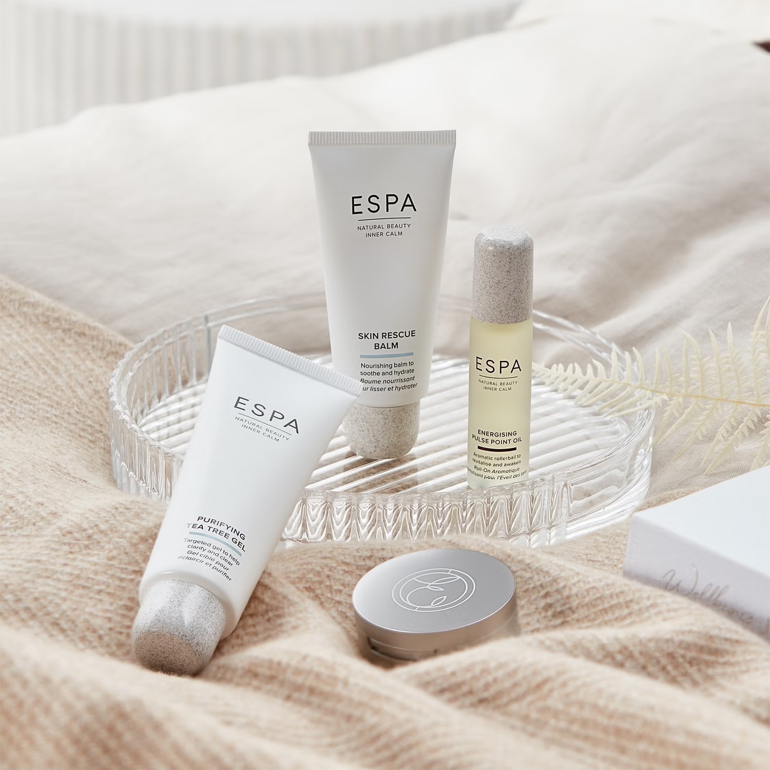 ESPA Pomelo Lip Balm купить в Beauty Storage. Быстрая доставка по России и СНГ.
