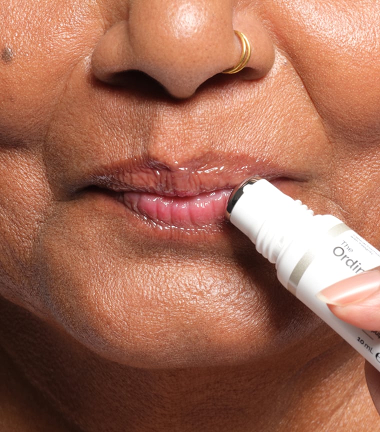 Купить THE ORDINARY HA + Asiaticoside Lip Treatment на Beautystorage.ru. Быстрая доставка по России и СНГ.