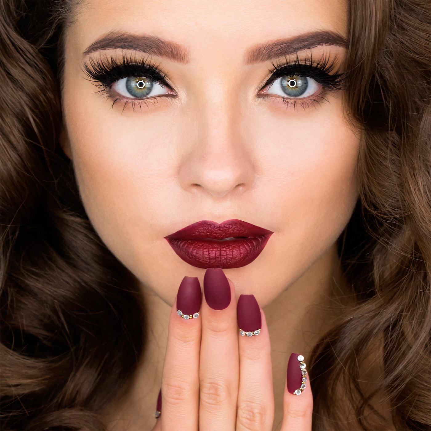 HUDA BEAUTY Faux Mink Lash Collection Farah №12 купить в Beauty Storage. Быстрая доставка по России и СНГ.