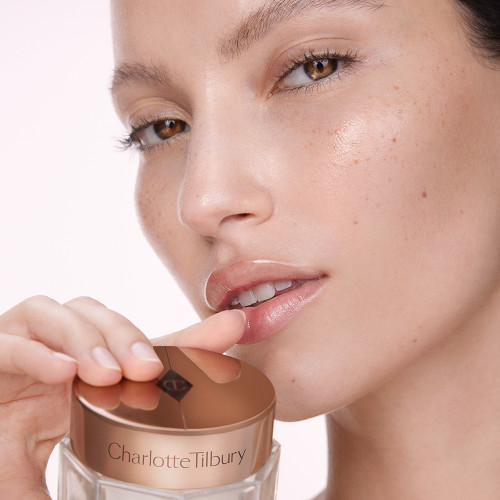 CHARLOTTE TILBURY Charlotte’s Magic Cream Heroes купить в Beauty Storage. Быстрая доставка по России и СНГ.