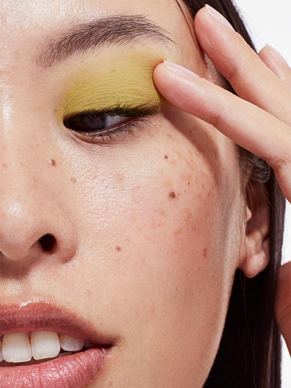 GLOSSIER Skywash купить в Beauty Storage. Быстрая доставка по России и СНГ.