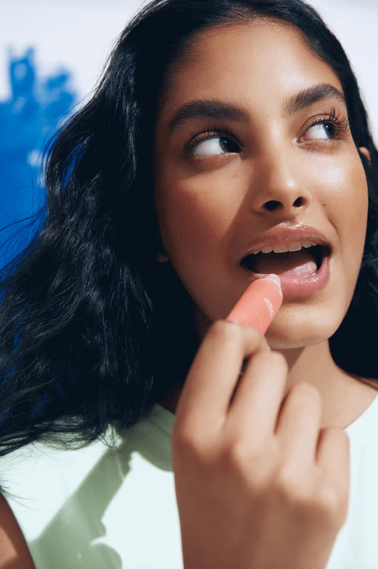 ULTRA VIOLETTE Sheen Screen Hydrating Lip Balm SPF50+ купить в Beauty Storage. Быстрая доставка по России и СНГ.