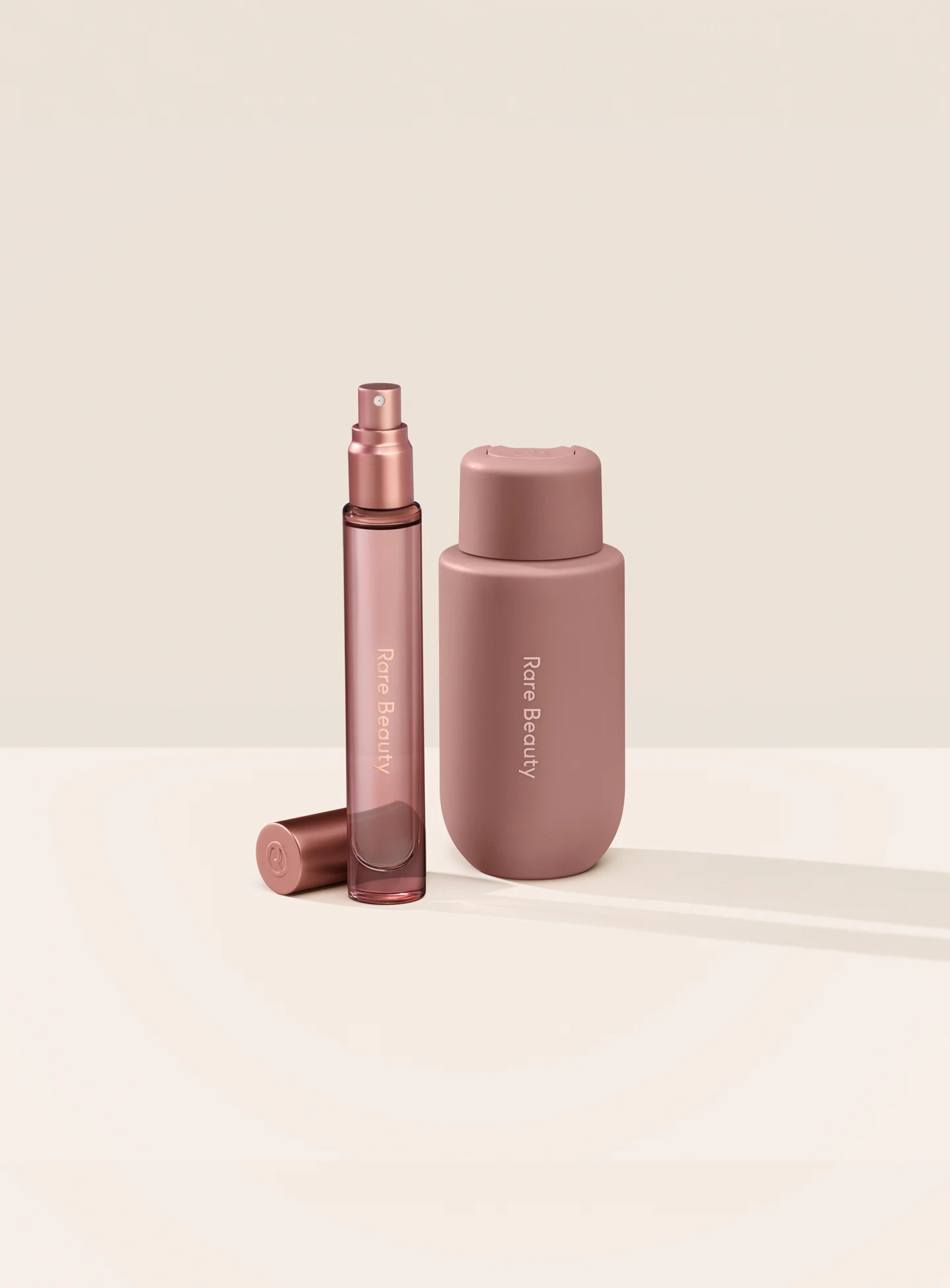 RARE BEAUTY by Selena Gomez Find Comfort Mini Lotion & Fragrance Set купить в Beauty Storage. Быстрая доставка по России и СНГ.