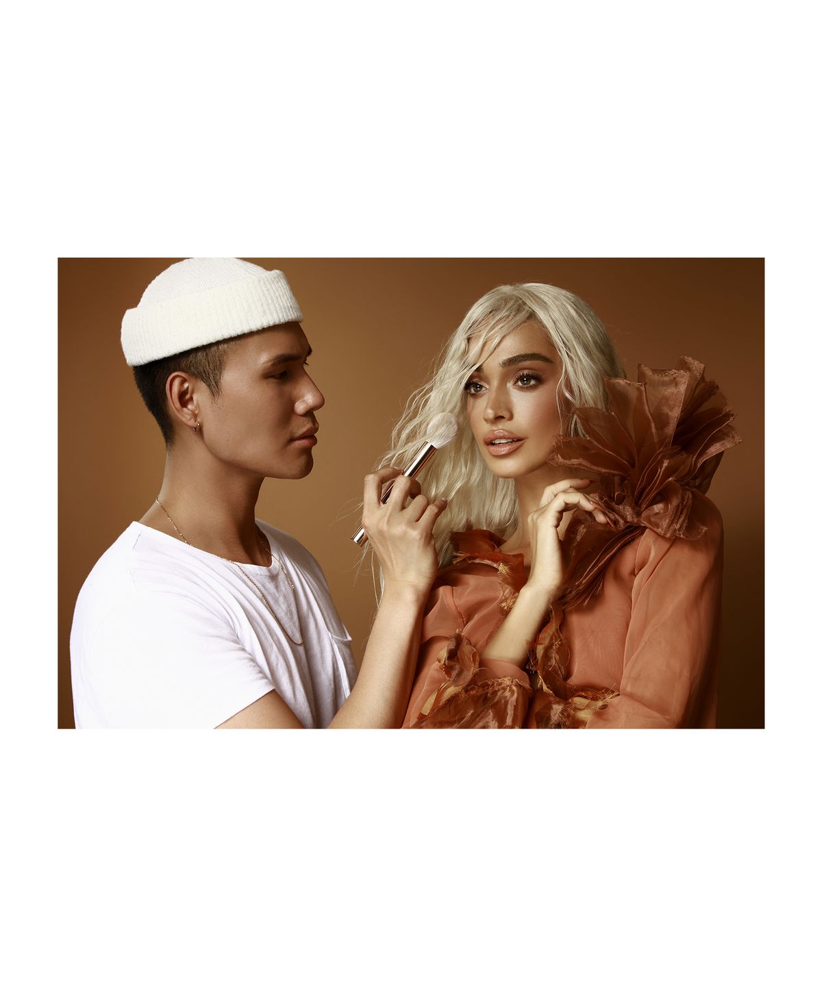 PATRICK TA Complexion Brush Nº1 купить в Beauty Storage. Быстрая доставка по России и СНГ.