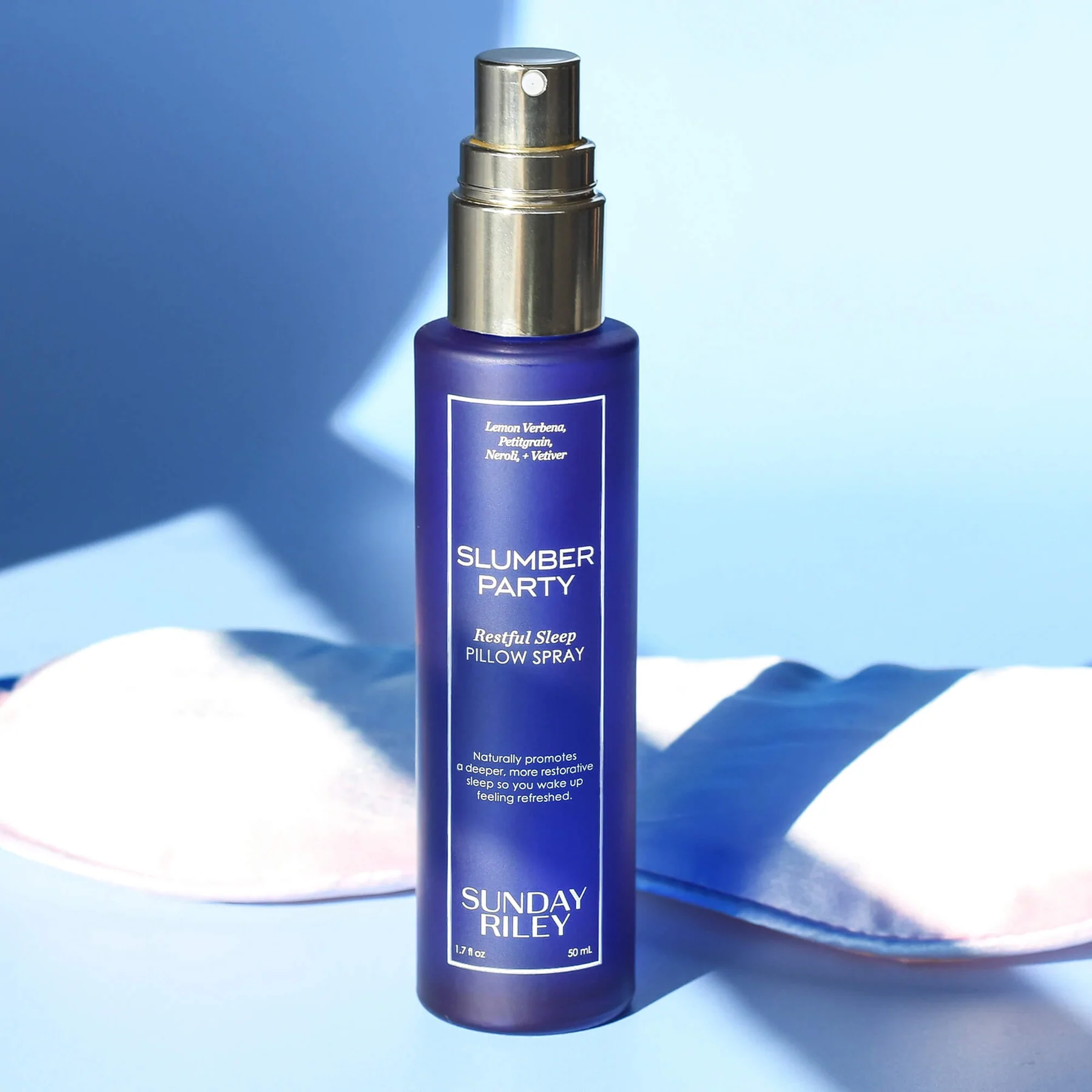 SUNDAY RILEY Slumber Party Restful Sleep Pillow Spray купить в Beauty Storage. Быстрая доставка по России и СНГ.
