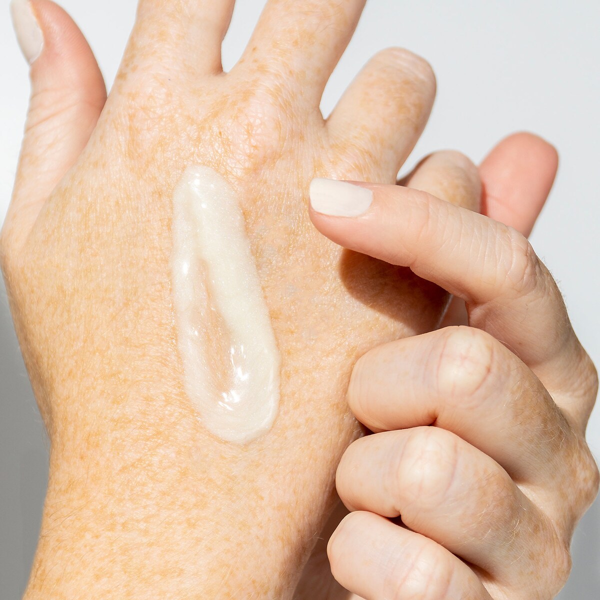 ALGENIST ELEVATE Advanced Retinol Serum купить в Beauty Storage. Быстрая доставка по России и СНГ.