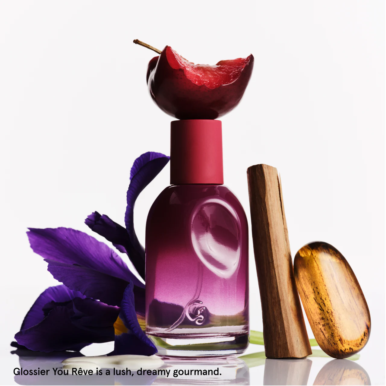 GLOSSIER Glossier You Rêve Eau de Parfum Travel Spray купить в Beauty Storage. Быстрая доставка по России и СНГ.