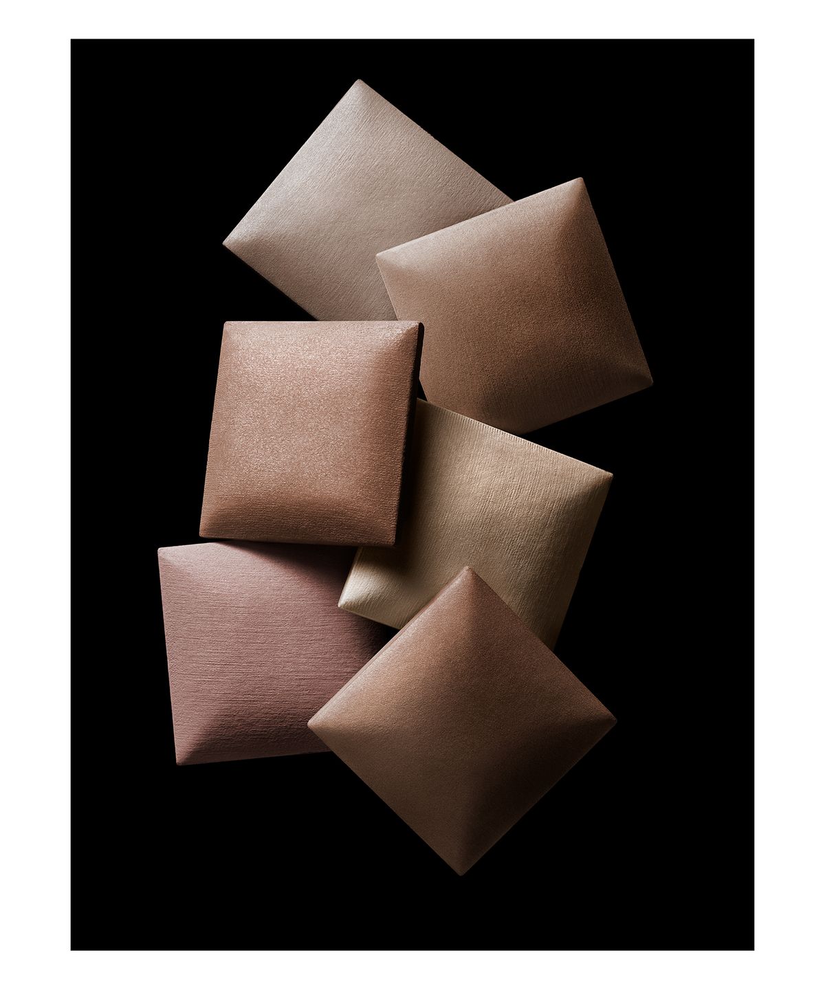 HOURGLASS Ambient® Lighting Powder купить в Beauty Storage. Быстрая доставка по России и СНГ.