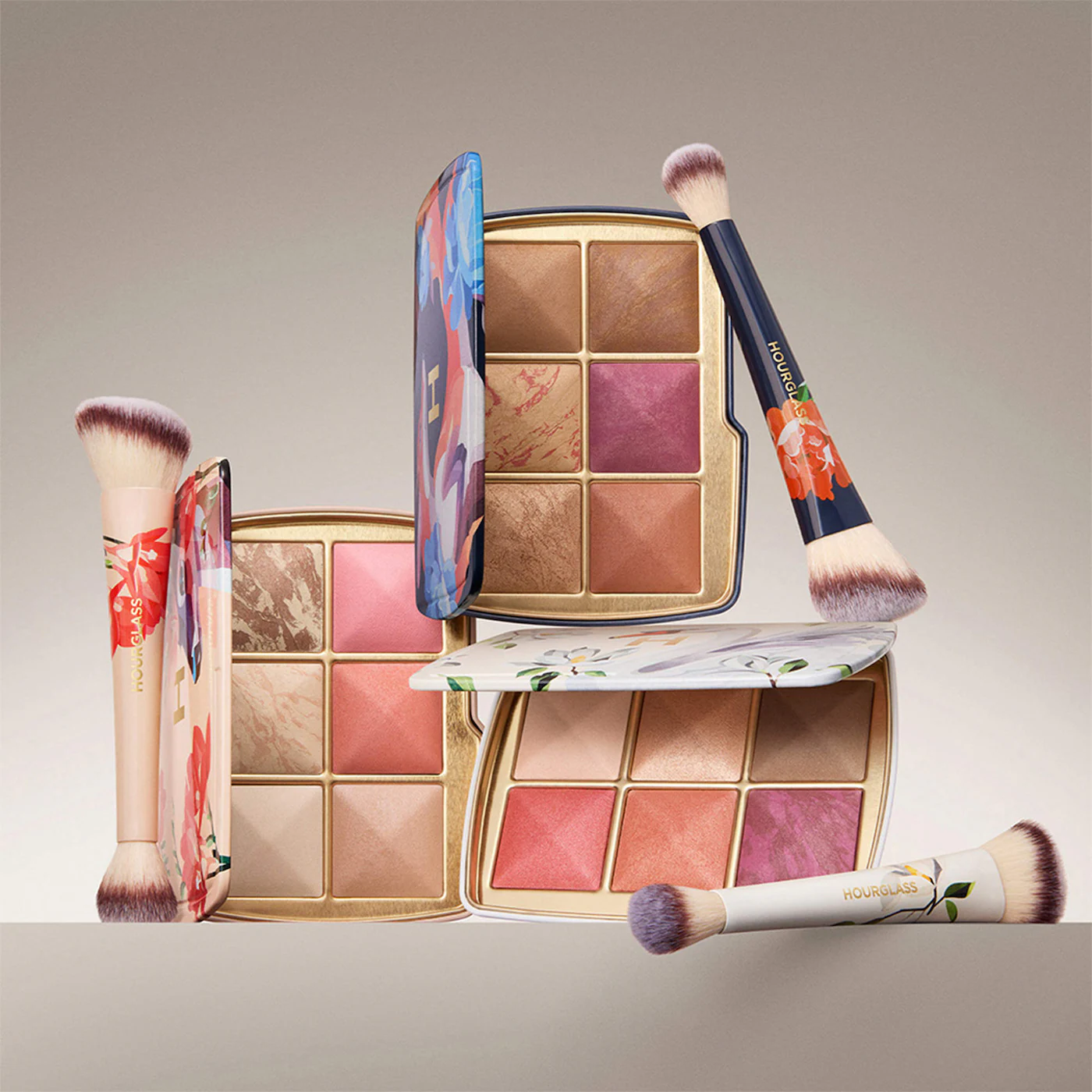 HOURGLASS Ambient Lighting Edit Unlocked Palette - Deer  купить в Beauty Storage. Быстрая доставка по России и СНГ.