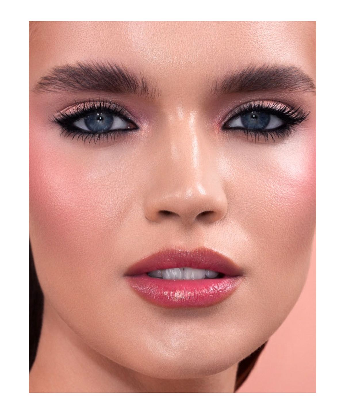 NATASHA DENONA Bloom Highlighting Blush купить в Beauty Storage. Быстрая доставка по России и СНГ.