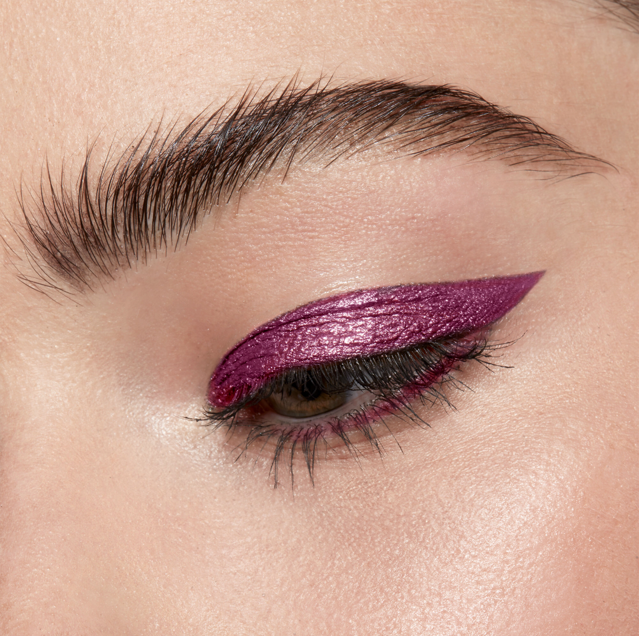 STILA Shimmer & Glow Liquid Eye Shadow