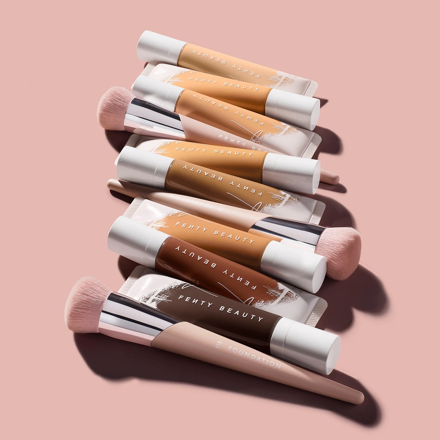 FENTY BEAUTY Kabuki-Buff Foundation Brush 115