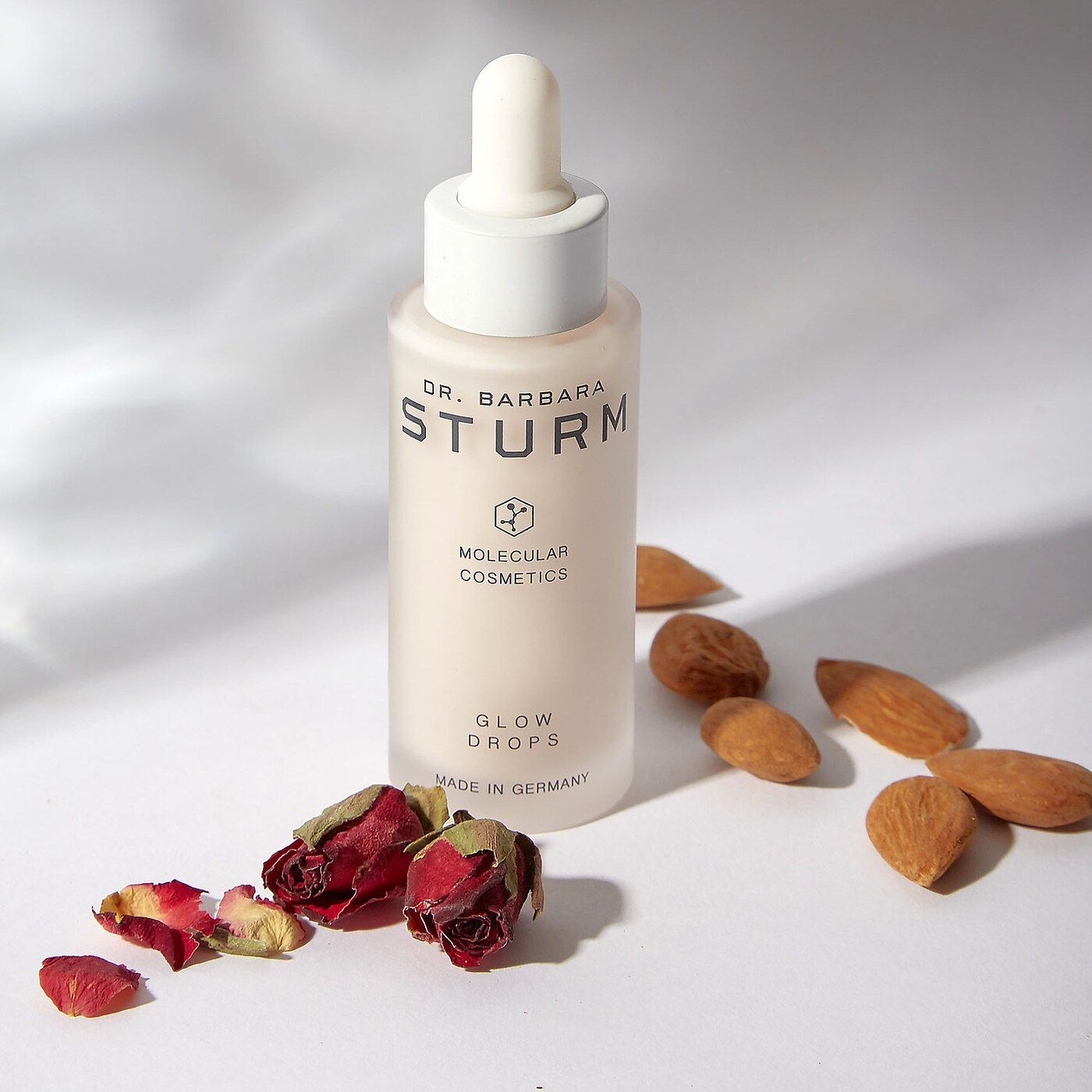 DR. BARBARA STURM Glow Drops купить в Beauty Storage. Быстрая доставка по России и СНГ.