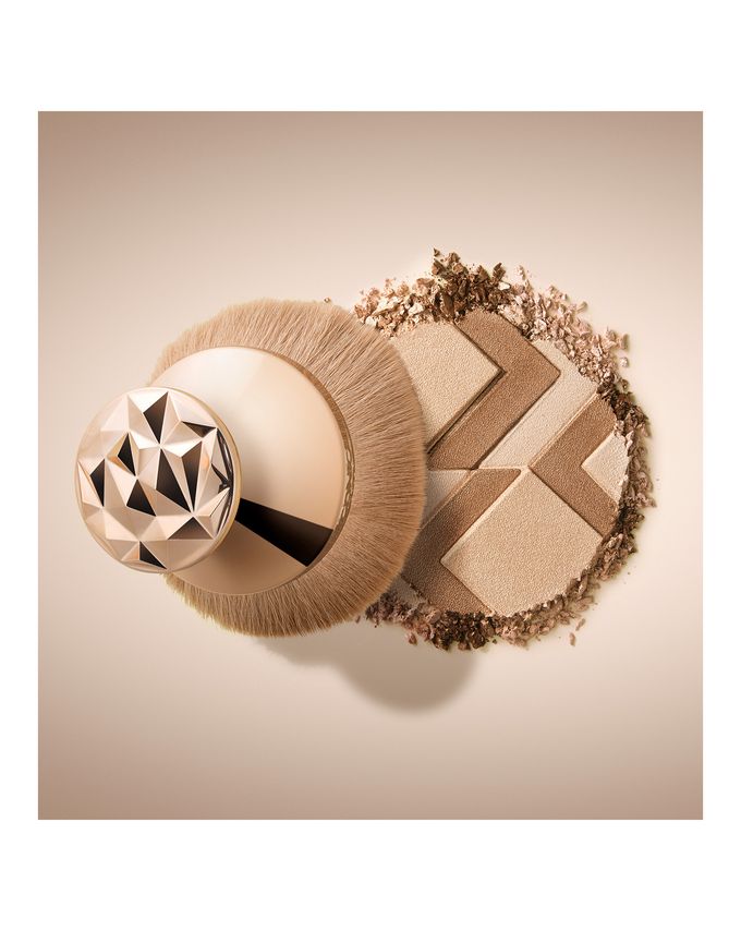  ICONIC LONDON Pro Puff Brush