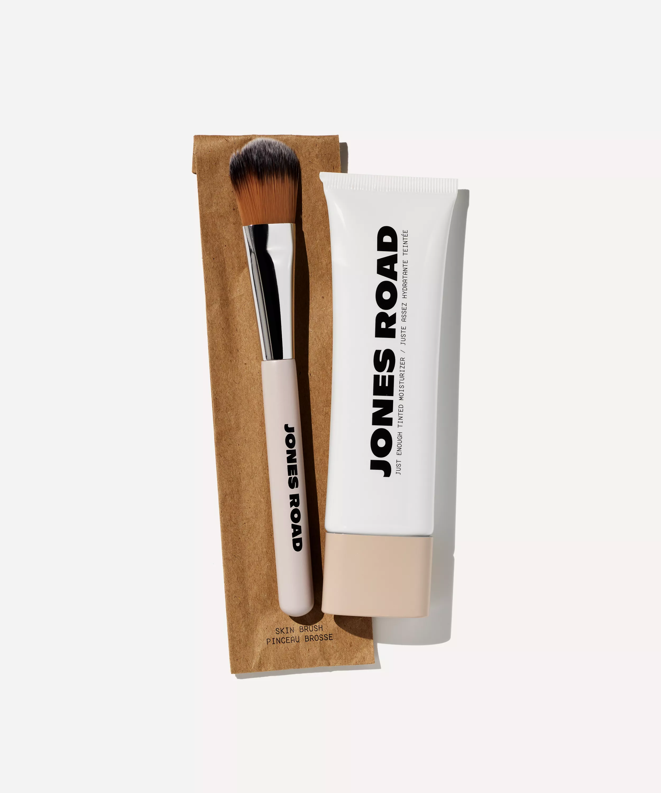 Купить JONES ROAD Just Enough Tinted Moisturiser  на Beautystorage.ru. Быстрая доставка по России и СНГ.