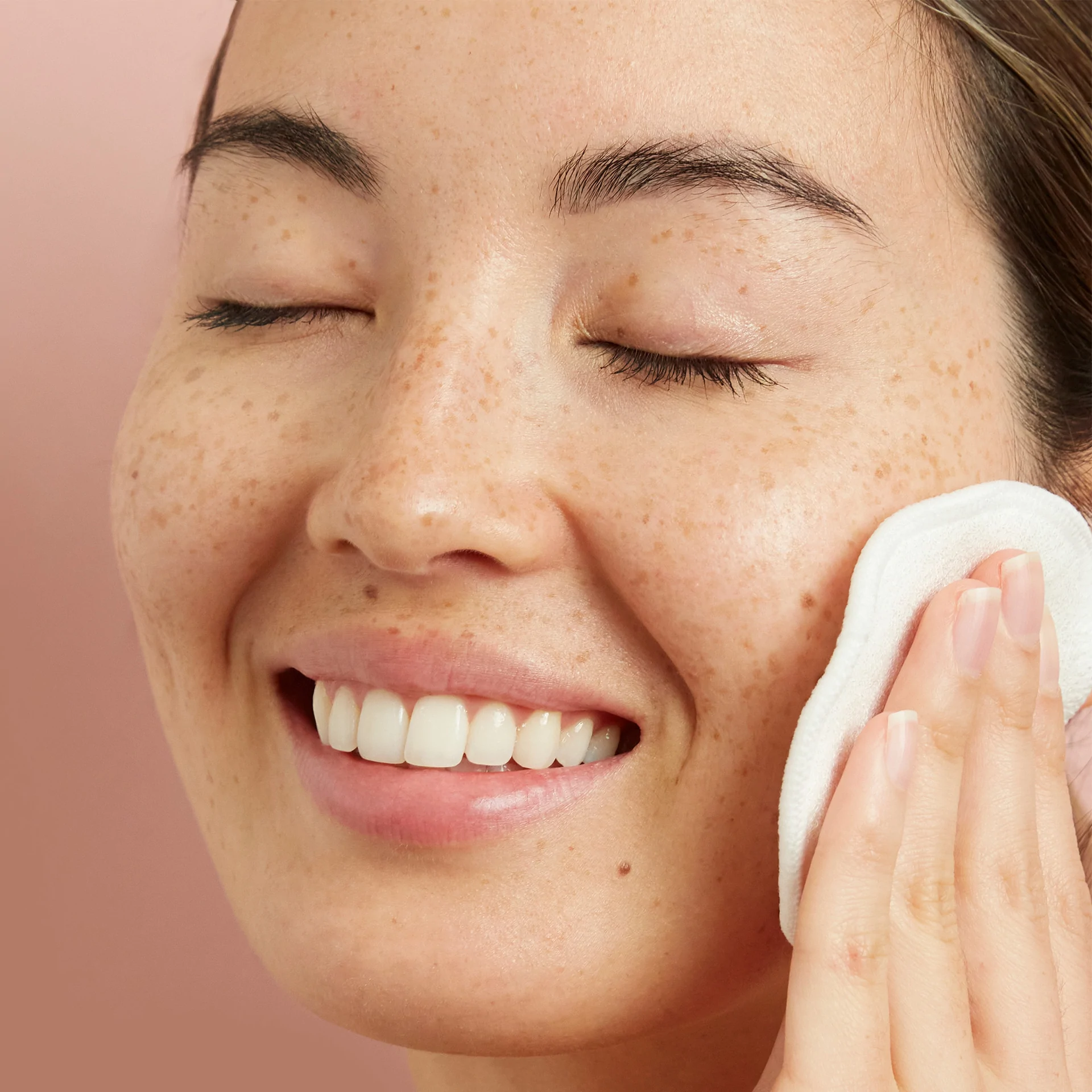 MEDIK8 PRESS & GLOW™ Daily Exfoliating PHA Tonic with Enzyme Activator купить в Beauty Storage. Быстрая доставка по России и СНГ.
