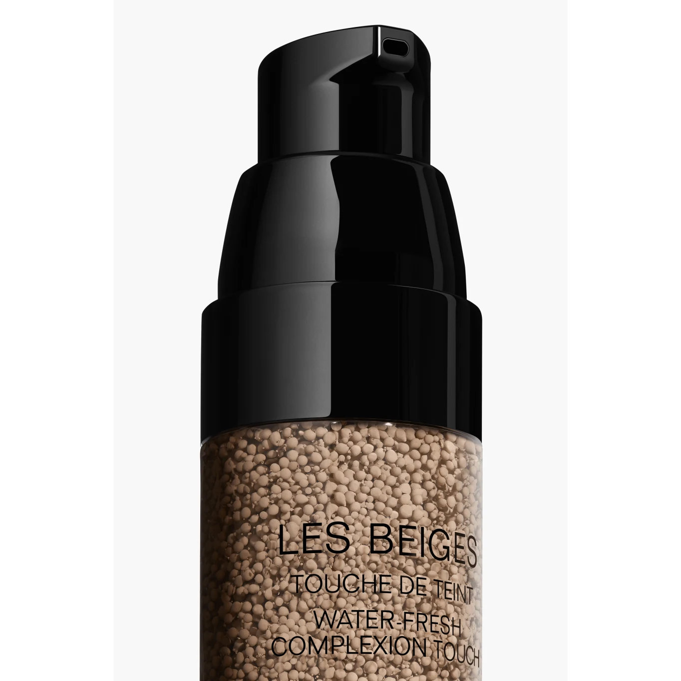CHANEL Les Beiges Water-Fresh Complexion Touch купить в Beauty Storage. Быстрая доставка по России и СНГ.