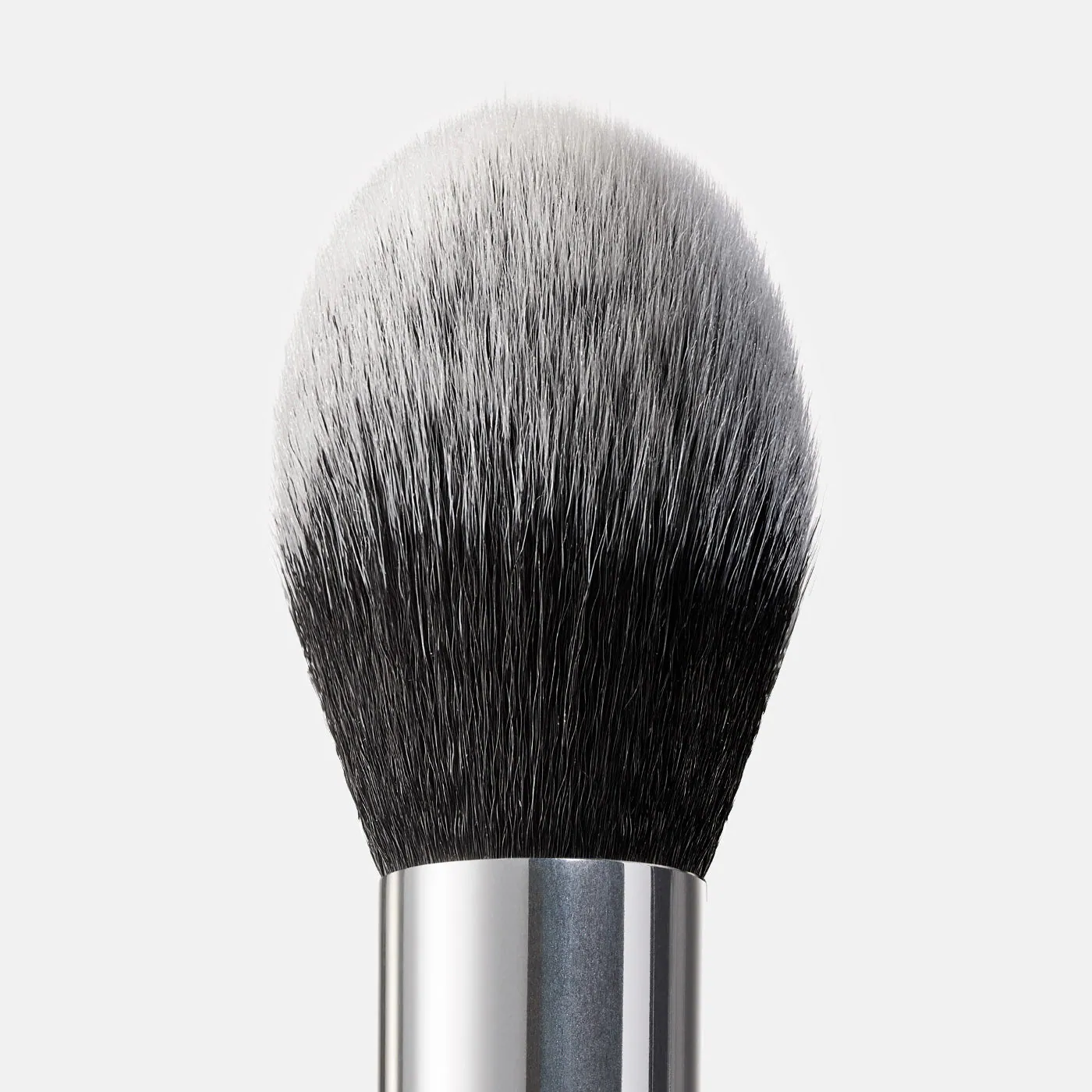 Купить HAUS LABS By Lady Gaga Powder Brush на Beautystorage.ru. Быстрая доставка по России и СНГ.