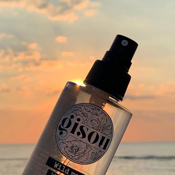 GISOU Propolis Infused Texturizing Wave Spray купить в Beauty Storage. Быстрая доставка по России и СНГ.