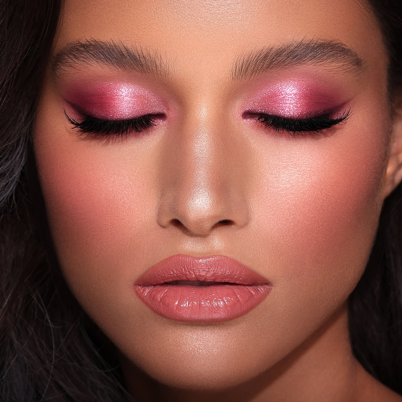 NATASHA DENONA Valentine's Makeup Set - Mini Eyeshadow Palette and Brush купить в Beauty Storage. Быстрая доставка по России и СНГ.
