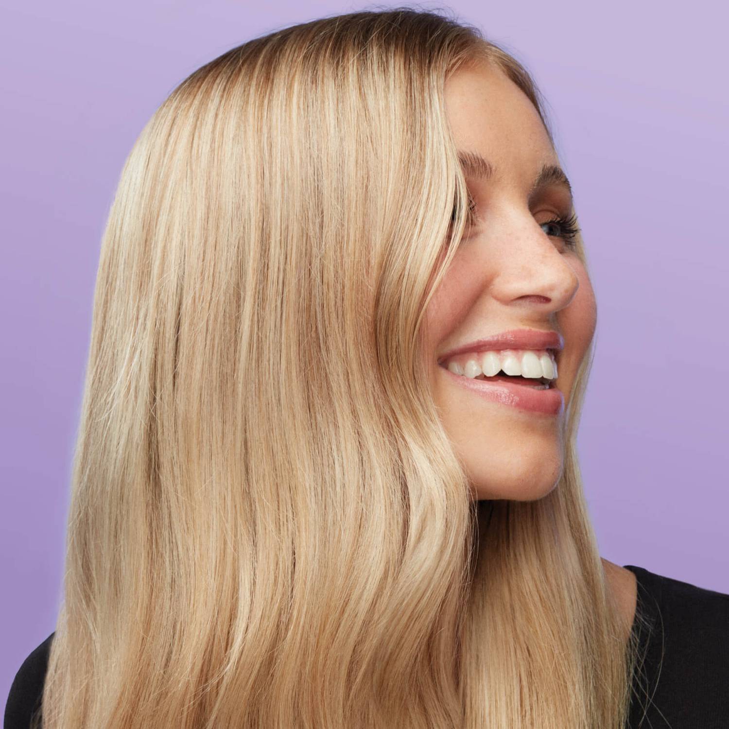 OLAPLEX No. 4-P Blonde Enhancer Toning Shampoo купить в Beauty Storage. Быстрая доставка по России и СНГ.