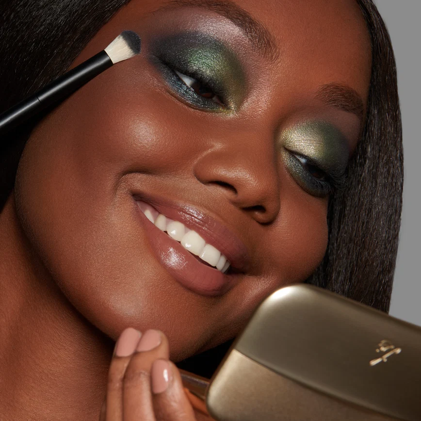 Купить LISA ELDRIDGE Eyeshadow Palette на Beautystorage.ru. Быстрая доставка по России и СНГ.