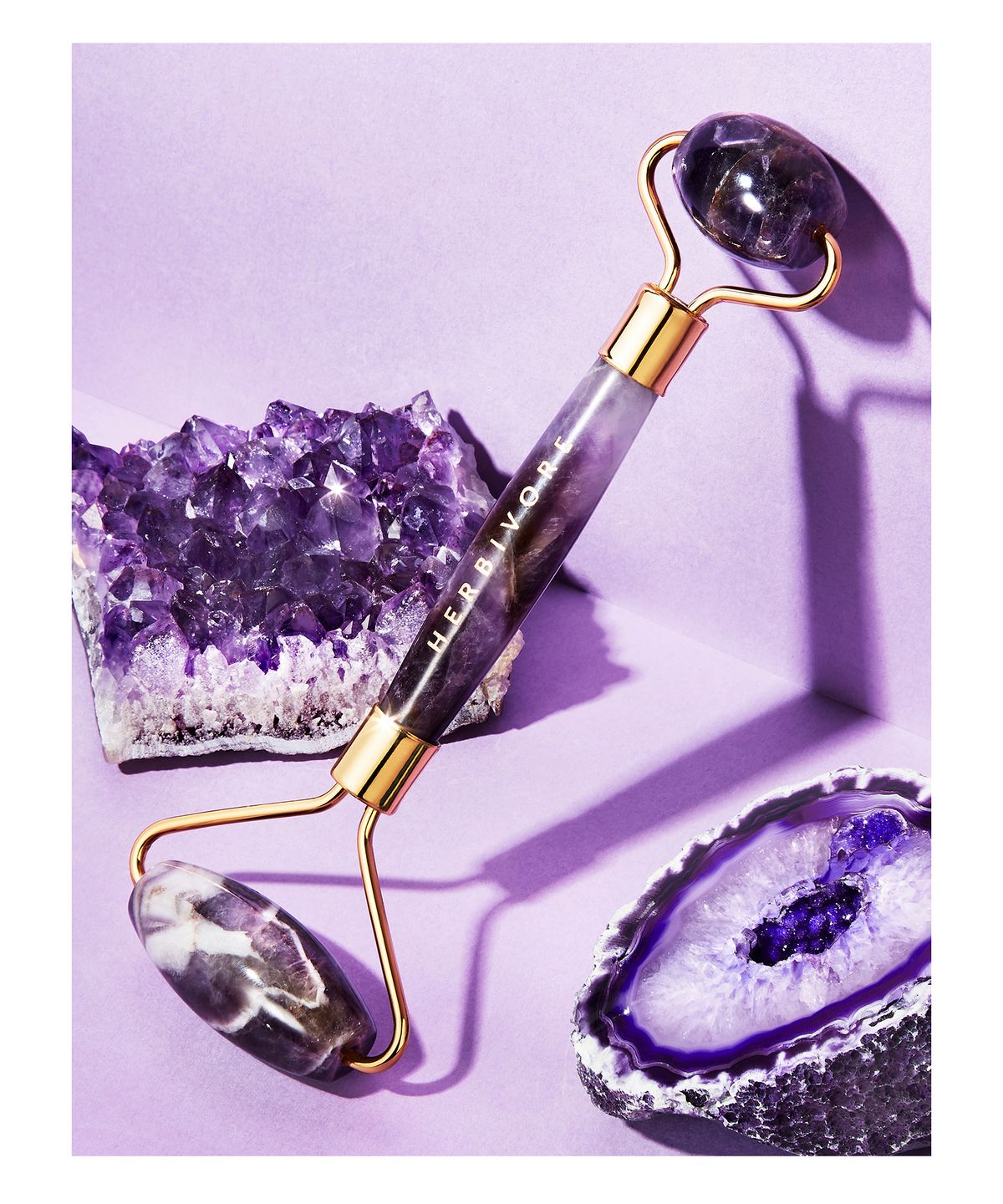 HERBIVORE Amethyst Roller купить в Beauty Storage. Быстрая доставка по России и СНГ.