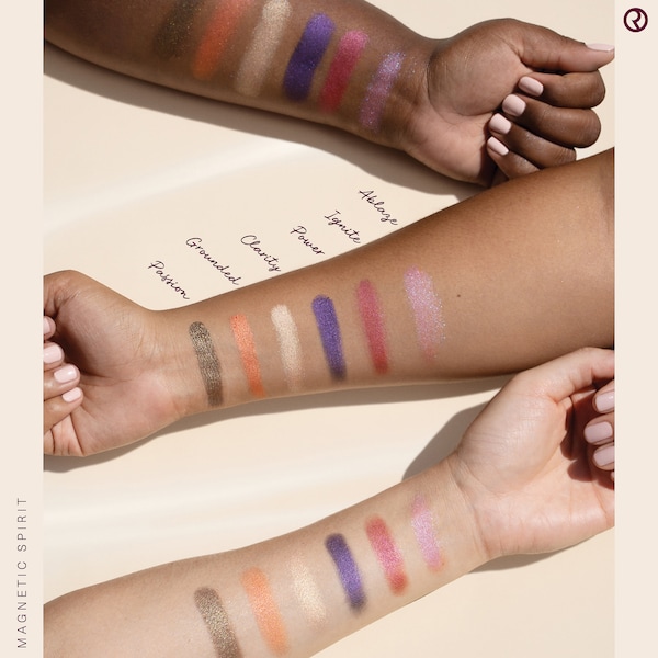 RARE BEAUTY BY SELENA GOMEZ Magnetic Spirit Eyeshadow Palette купить в Beauty Storage.  Быстрая доставка по России и СНГ.