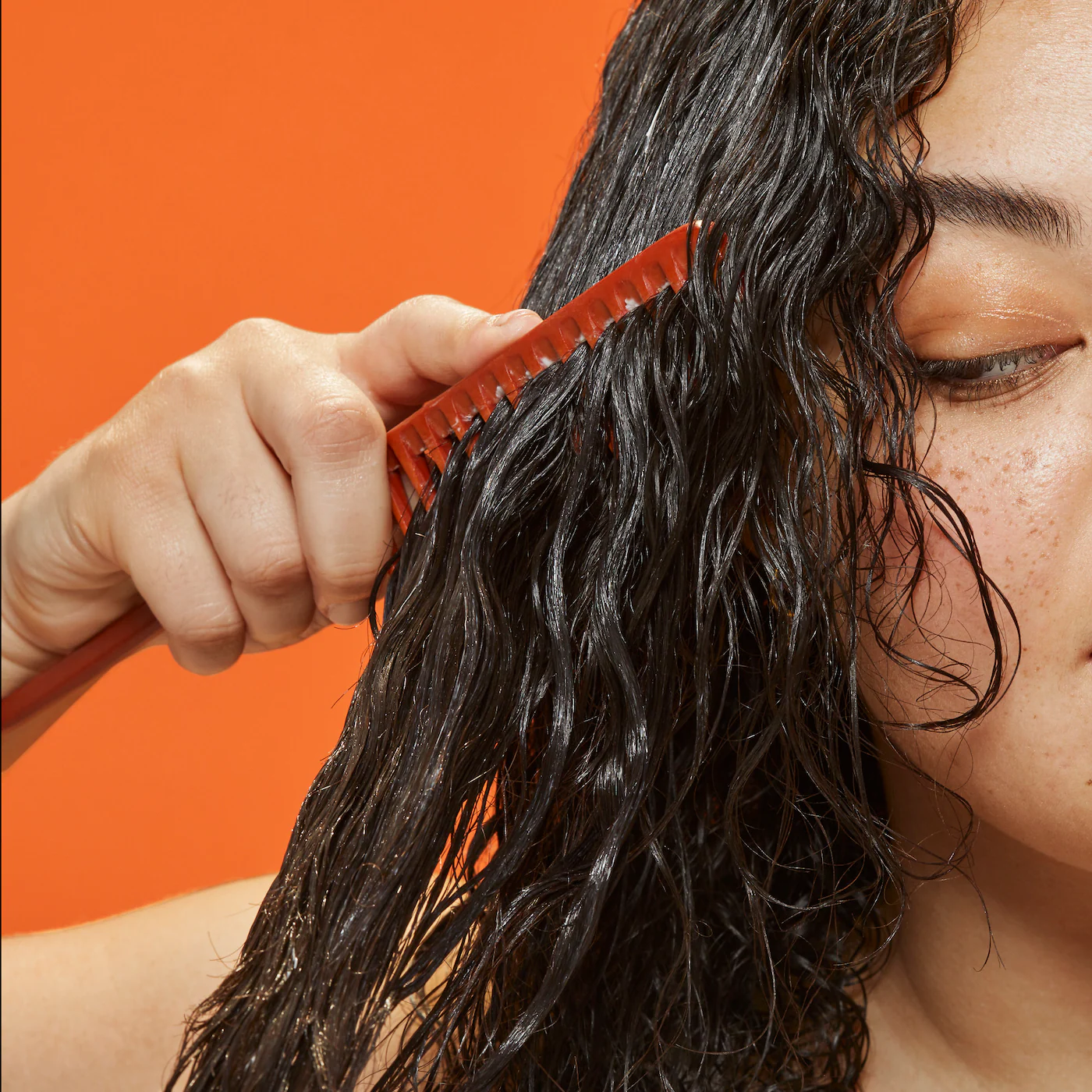 BUMBLE AND BUMBLE Hairdresser's Invisible Oil 72 Hour Hydrating Hair Mask купить в Beauty Storage. Быстрая доставка по России и СНГ.
