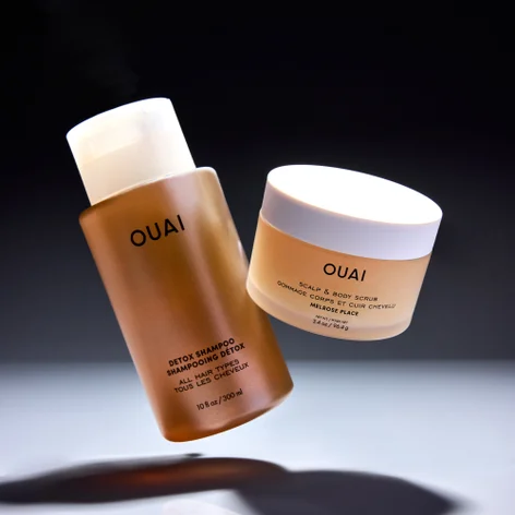Купить OUAI Scrub It All A-OUAI Holiday Kit 2025 на Beautystorage.ru. Быстрая доставка по России и СНГ.