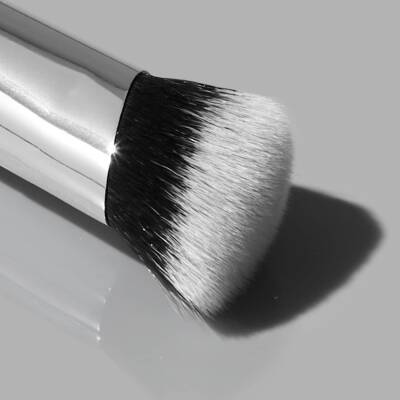 Купить HAUS LABS Cruelty-Free Concealer Brush Concealer Brush на Beautystorage.ru. Быстрая доставка по России и СНГ.