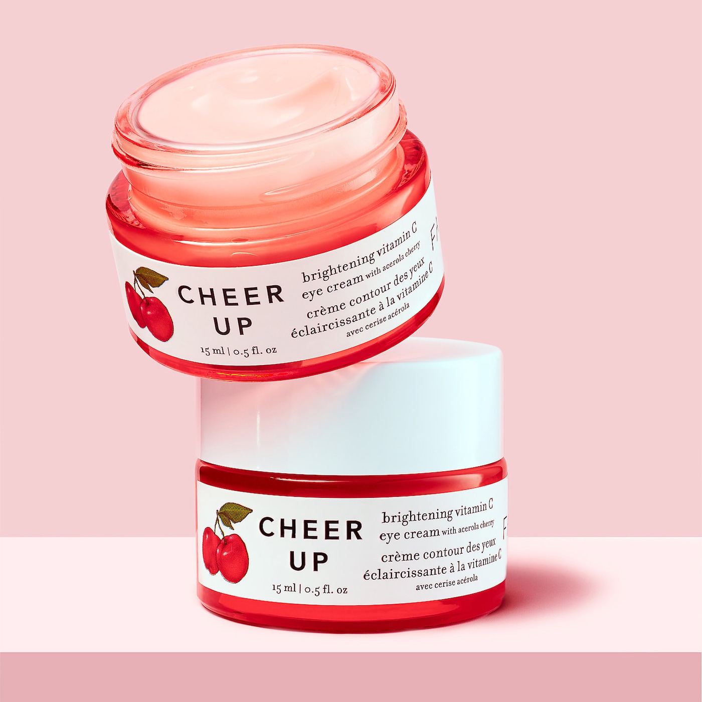 FARMACY Cheer Up Brightening Vitamin C Eye Cream with Acerola Cherry купить в Beauty Storage. Быстрая доставка по России и СНГ.
