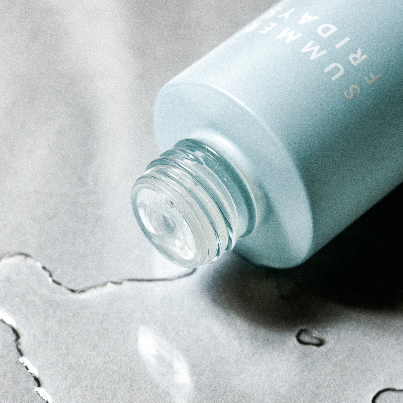 SUMMER FRIDAYS Soft Reset AHA Exfoliating Solution купить в Beauty Storage. Быстрая доставка по России и СНГ.