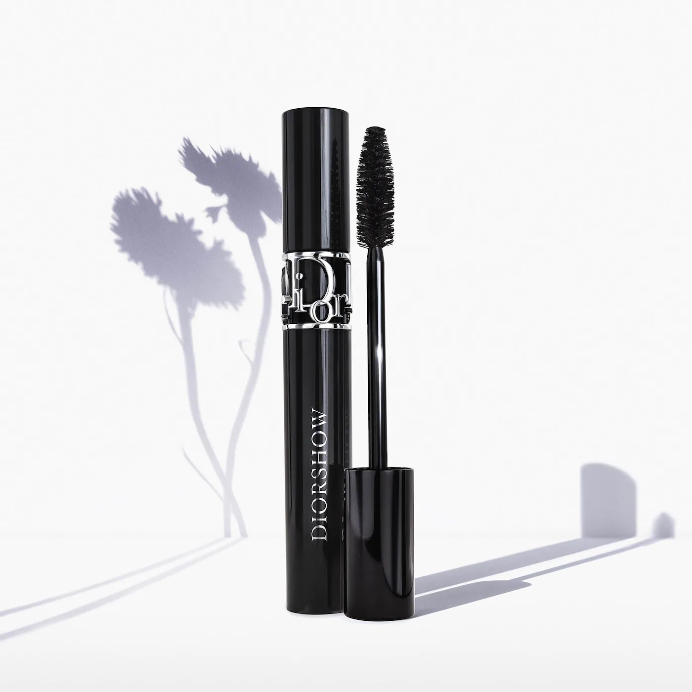 DIOR Diorshow 24h Buildable Volume Mascara купить в Beauty Storage. Быстрая доставка по России и СНГ.