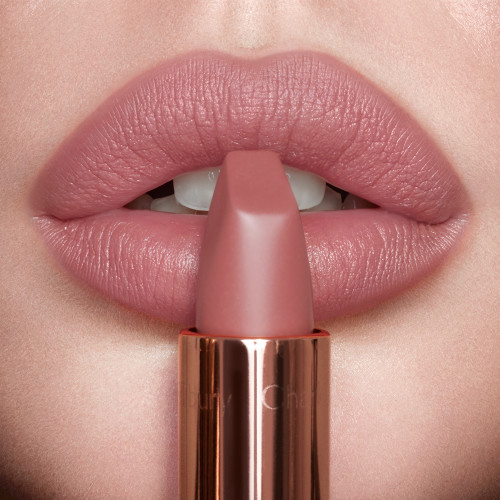 CHARLOTTE TILBURY Mini Pillow Talk Lip Kit Pillow Talk Original купить в Beauty Storage. Быстрая доставка по России и СНГ.
