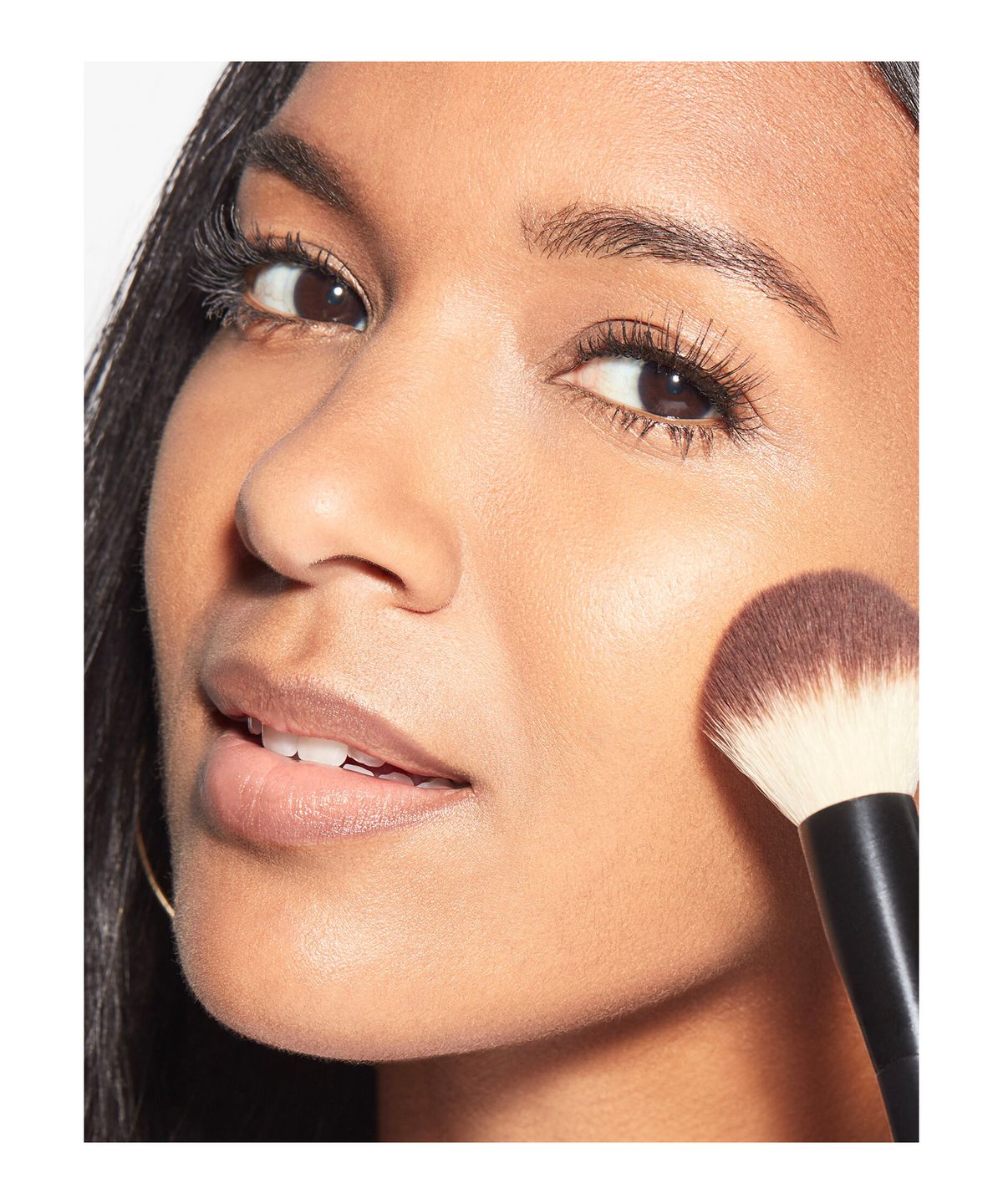 HONEST BEAUTY Invisible Blurring Loose Powder купить в Beauty Storage. Быстрая доставка по России и СНГ.