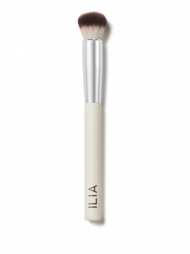ILIA Complexion Brush купить в Beauty Storage. Быстрая доставка по России и СНГ.
