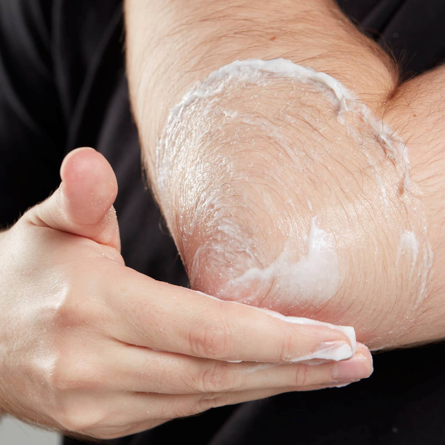 AMELIORATE Smoothing Body Exfoliant купить в Beauty Storage. Быстрая доставка по России и СНГ.