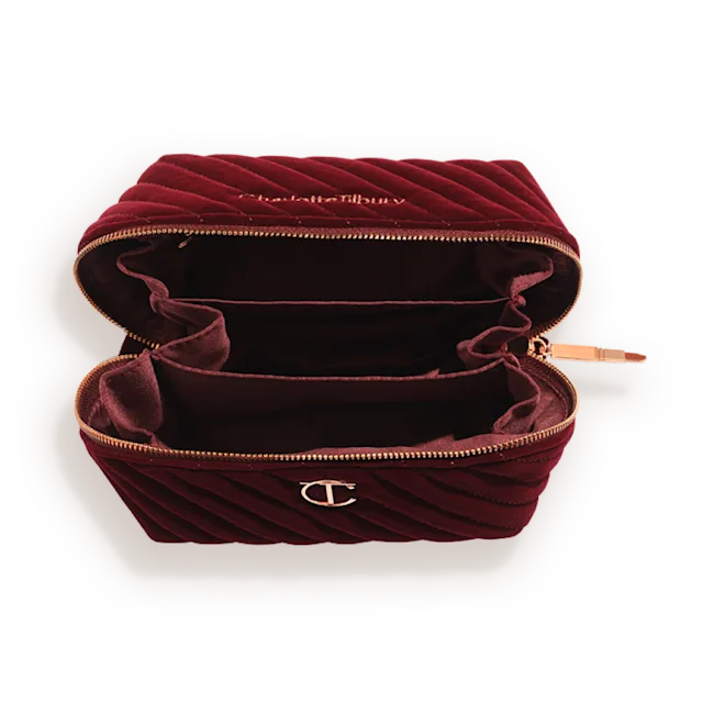 CHARLOTTE TILBURY Makeup Bag Of Dreams - Medium купить в Beauty Storage. Быстрая доставка по России и СНГ.