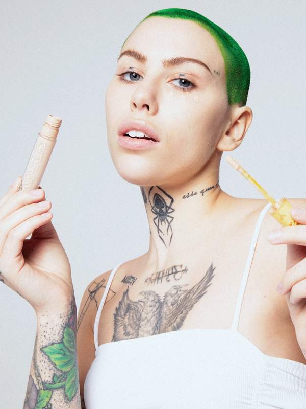 KOSAS Revealer Super Creamy + Brightening Concealer купить в Beauty Storage.  Быстрая доставка по России и СНГ.