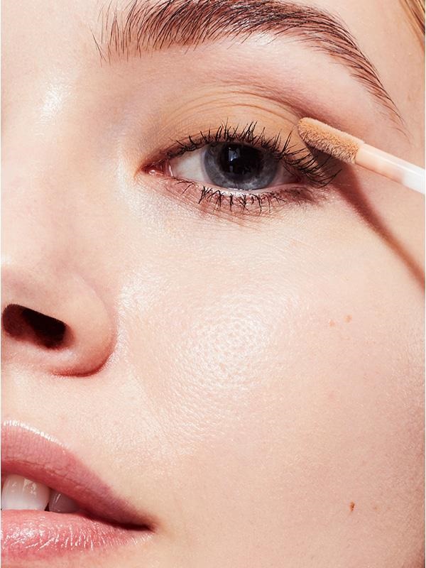 GLOSSIER Skywash купить в Beauty Storage. Быстрая доставка по России и СНГ.