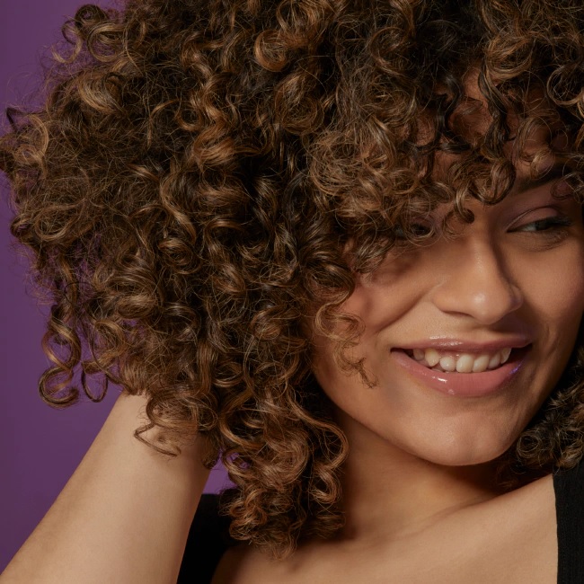 BUMBLE AND BUMBLE Curl Anti-Humidity Gel-Oil купить в Beauty Storage. Быстрая доставка по России и СНГ.