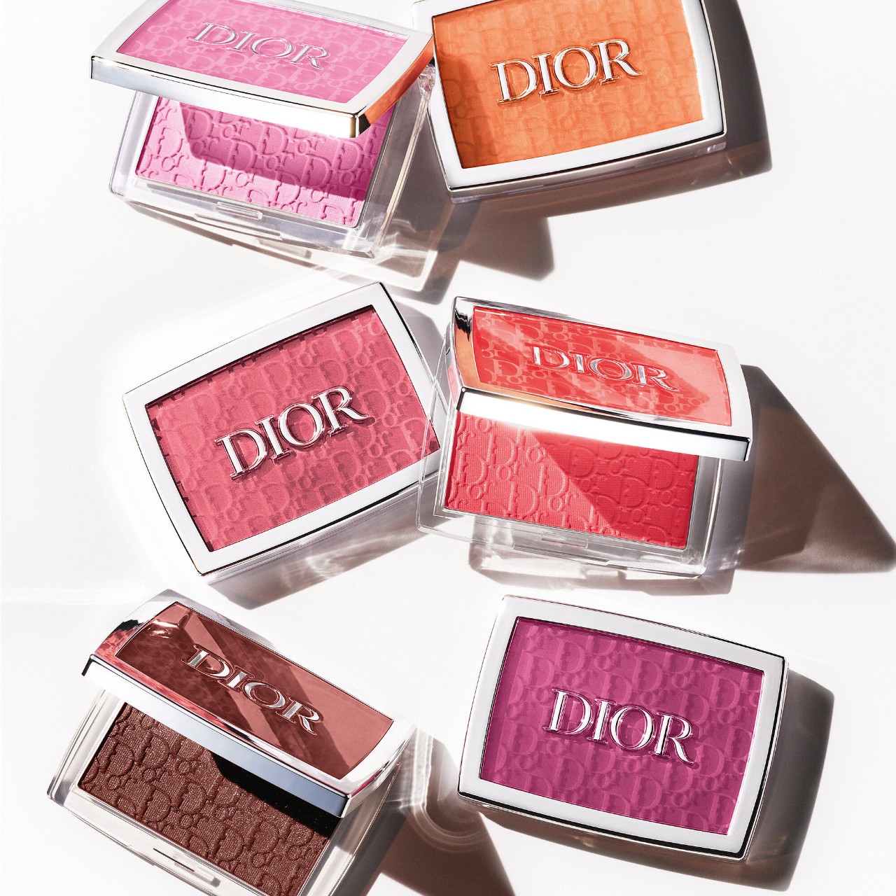 DIOR BACKSTAGE Rosy Glow Blush купить в Beauty Storage. Быстрая доставка по России и СНГ.
